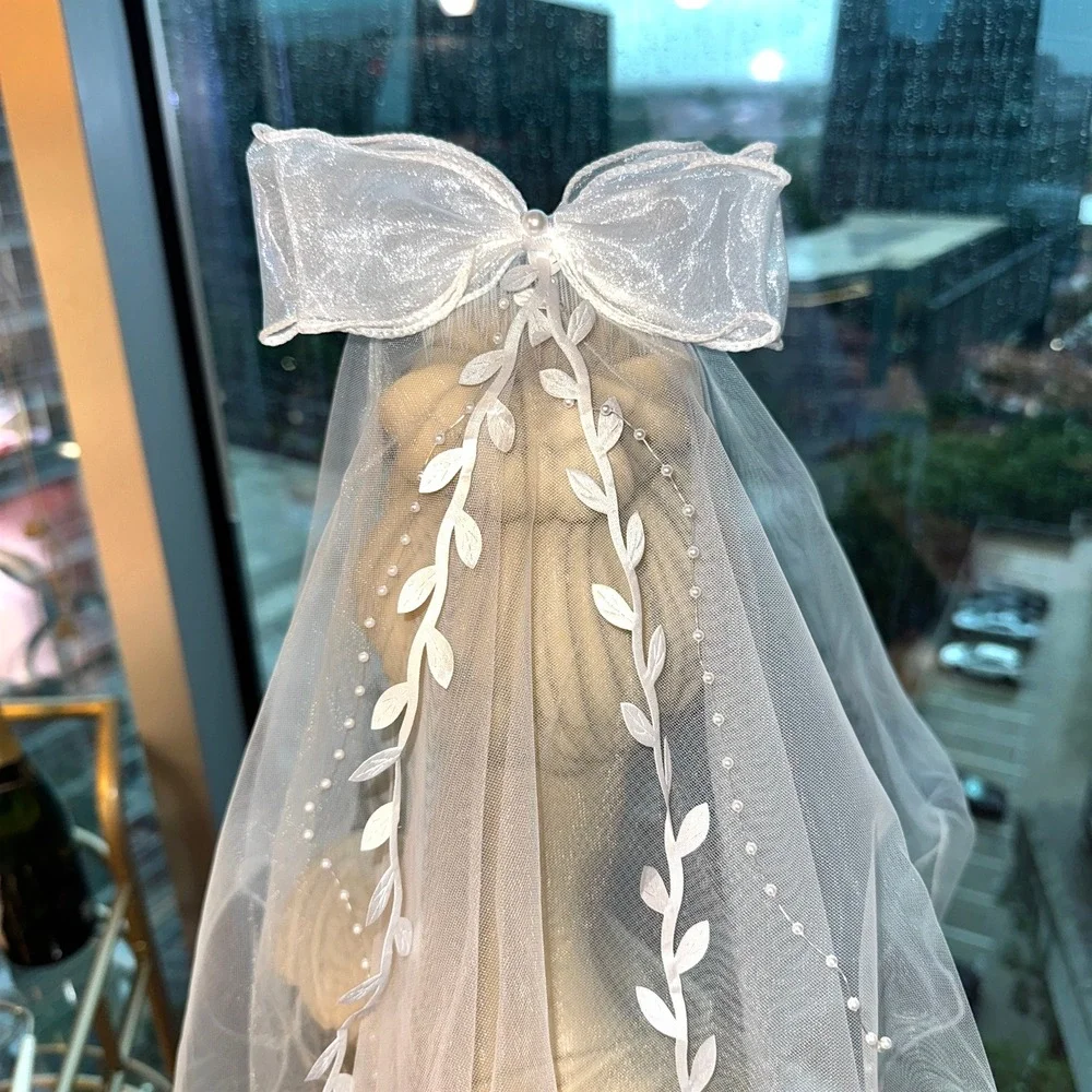 New White Bow Vine Pearl Embroidered Tulle Wedding Veil Bachelorette Bridal Comb